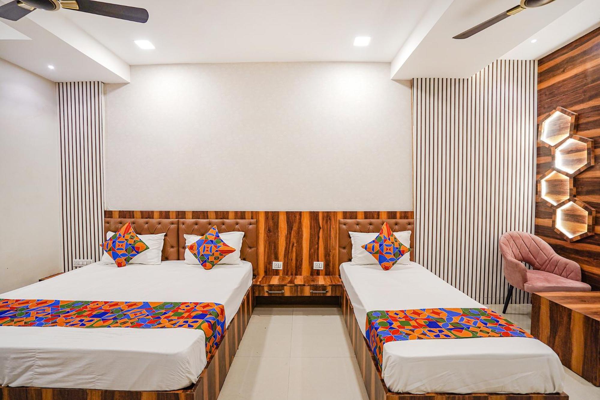 Fabhotel Ts Inn Faithfulganj エクステリア 写真