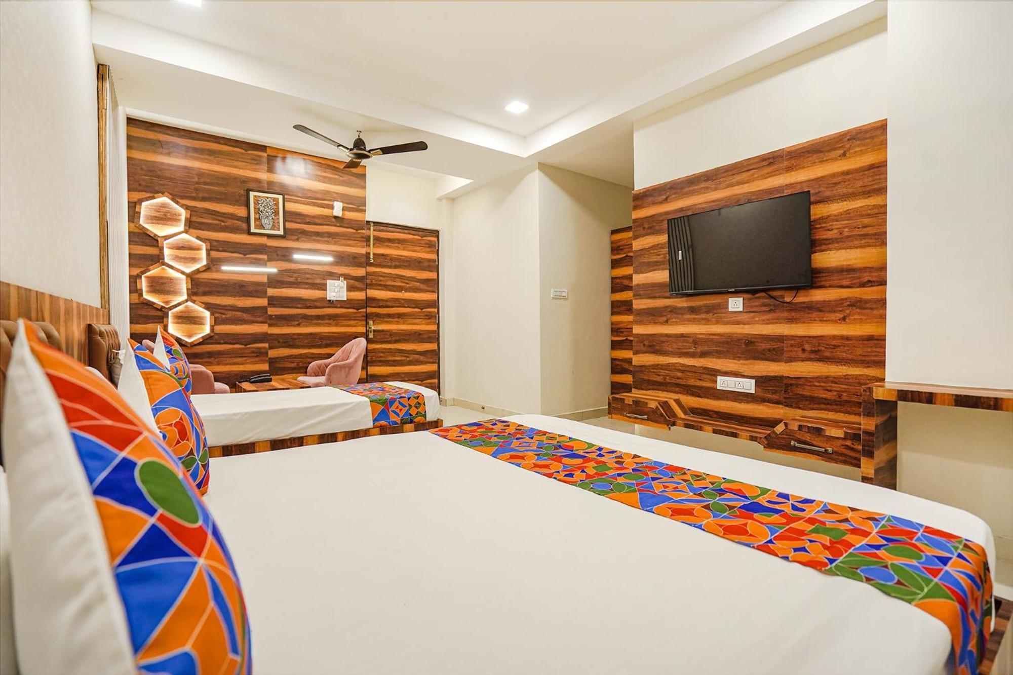 Fabhotel Ts Inn Faithfulganj エクステリア 写真