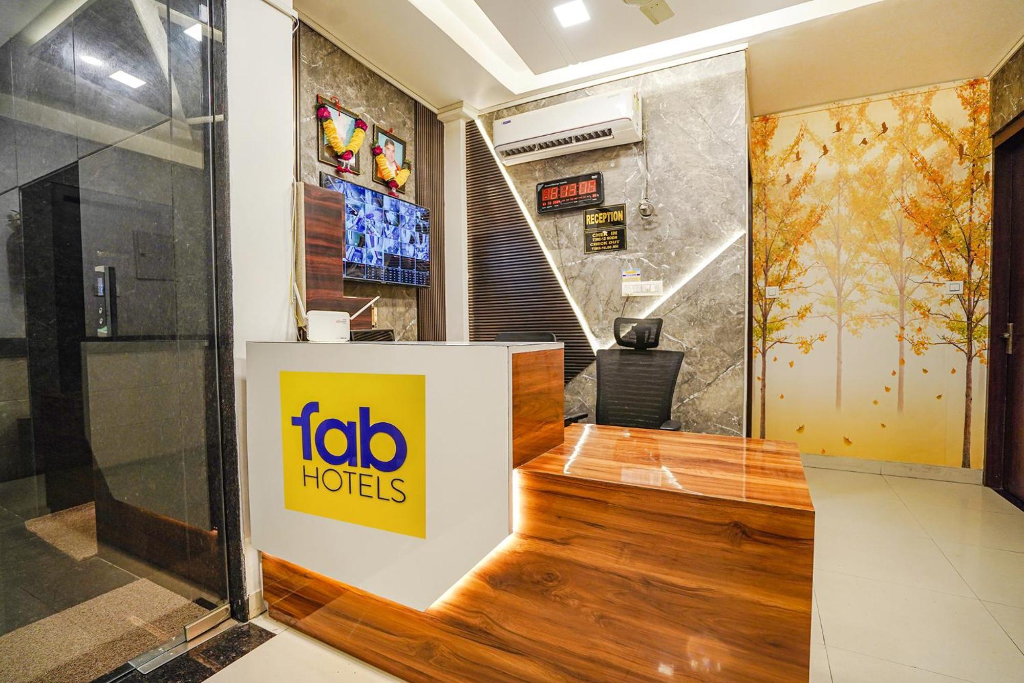 Fabhotel Ts Inn Faithfulganj エクステリア 写真