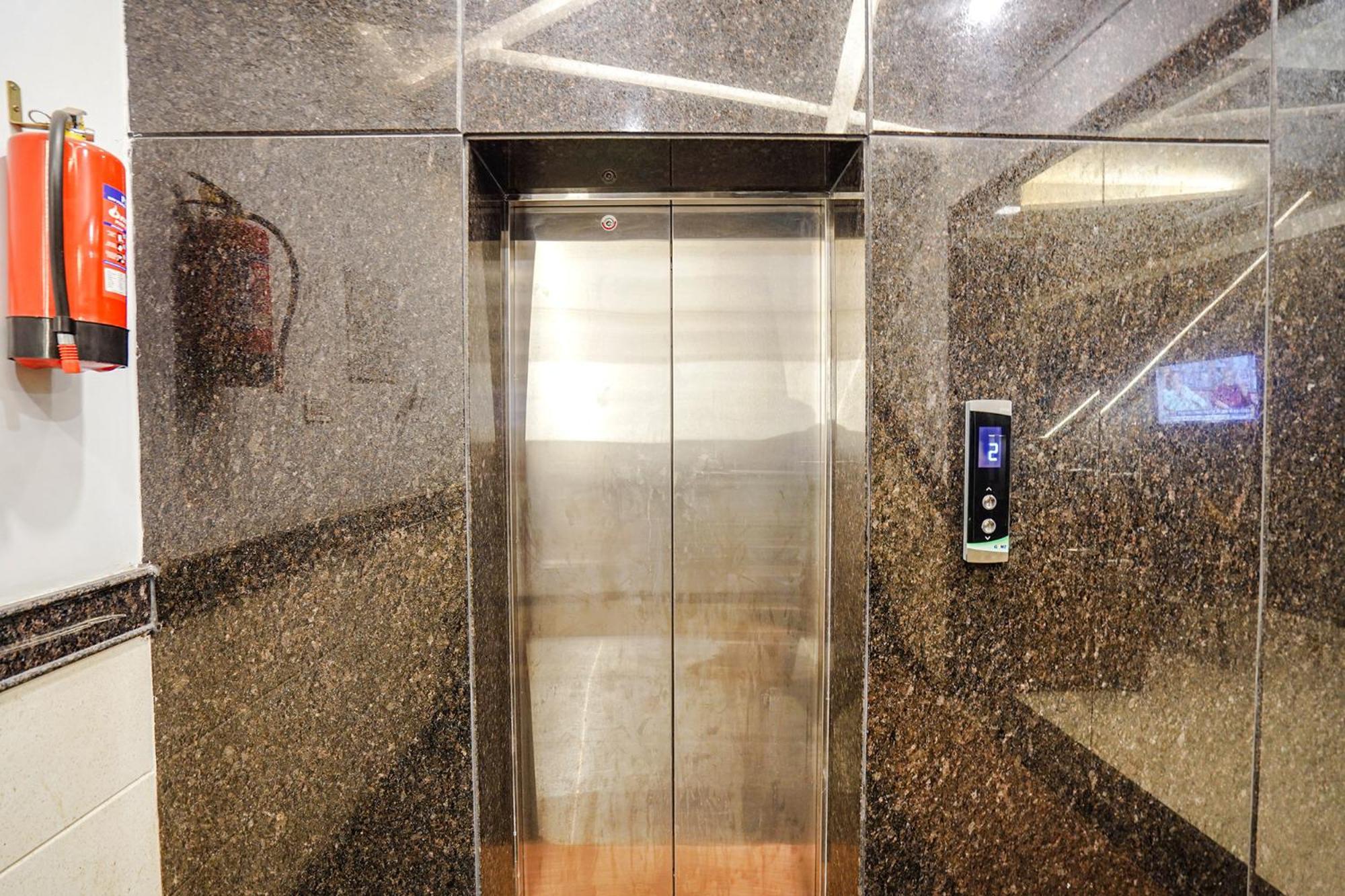 Fabhotel Ts Inn Faithfulganj エクステリア 写真